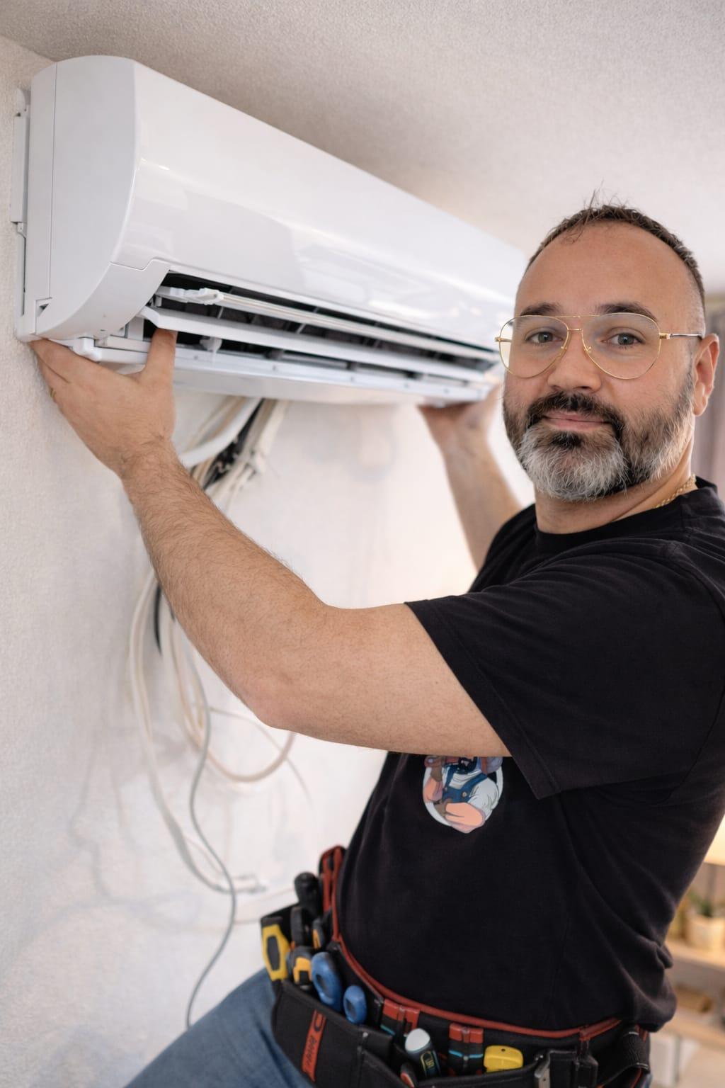 Monsieur Boris — installation de climatisation murale